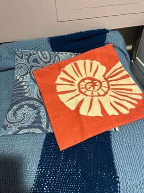 Avon Pillow Covers, Set of 2, 15x15, good condition